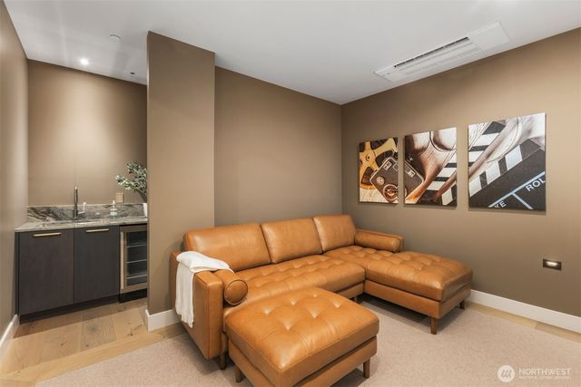 7128 NE 119th Place, Kirkland, WA 98034