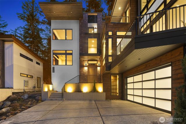 7128 NE 119th Place, Kirkland, WA 98034