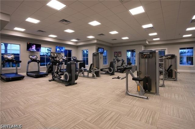 2620 Vine AVE, Naples, FL 34120