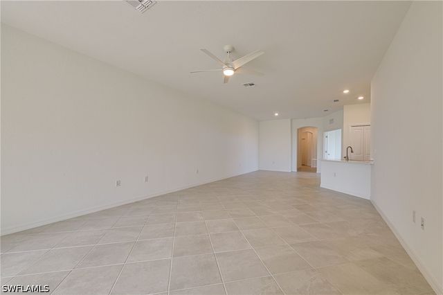 2620 Vine AVE, Naples, FL 34120