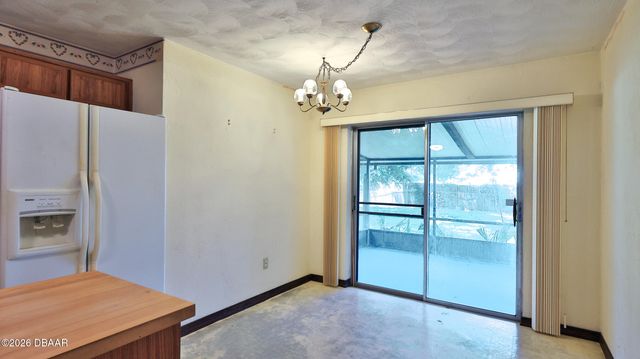 1719 Montgomery Avenue, Daytona Beach, FL 32117