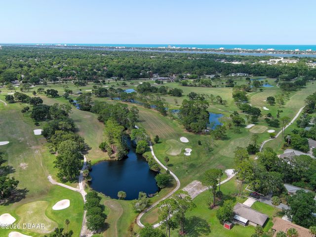 1719 Montgomery Avenue, Daytona Beach, FL 32117