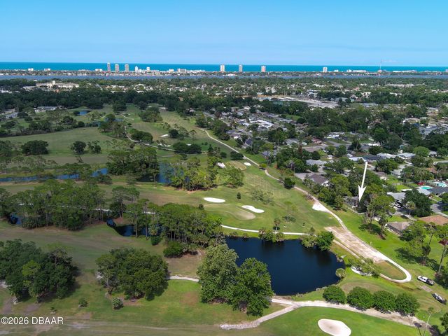 1719 Montgomery Avenue, Daytona Beach, FL 32117