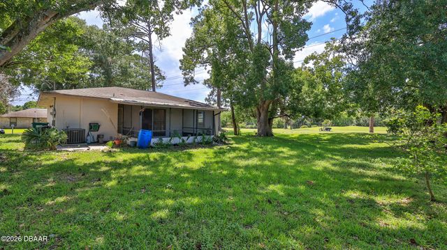 1719 Montgomery Avenue, Daytona Beach, FL 32117