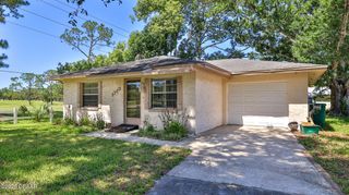 1719 Montgomery Avenue, Daytona Beach, FL 32117