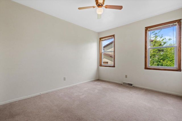 W245N6566 Bowling Green STREET, Sussex, WI 53089