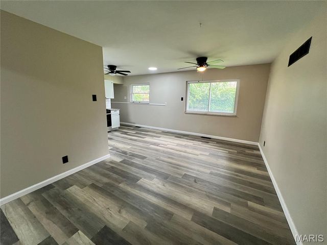 3270 Kingsley Drive, Florissant, MO 63033