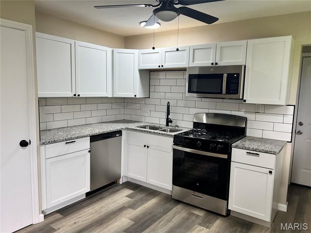 3270 Kingsley Drive, Florissant, MO 63033