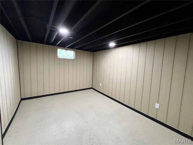 3270 Kingsley Drive, Florissant, MO 63033
