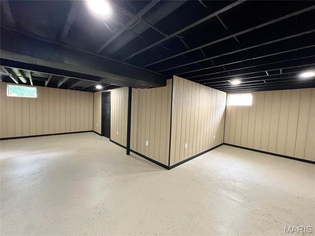 3270 Kingsley Drive, Florissant, MO 63033