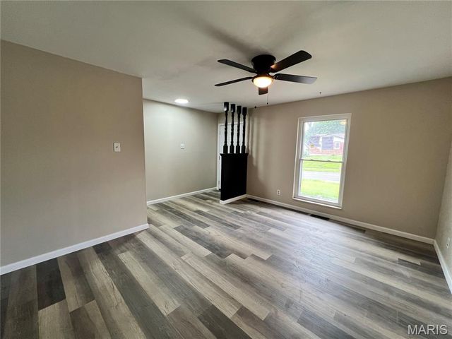 3270 Kingsley Drive, Florissant, MO 63033