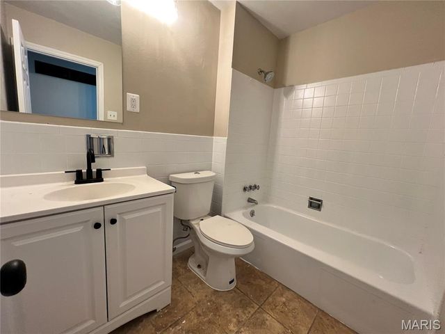 3270 Kingsley Drive, Florissant, MO 63033