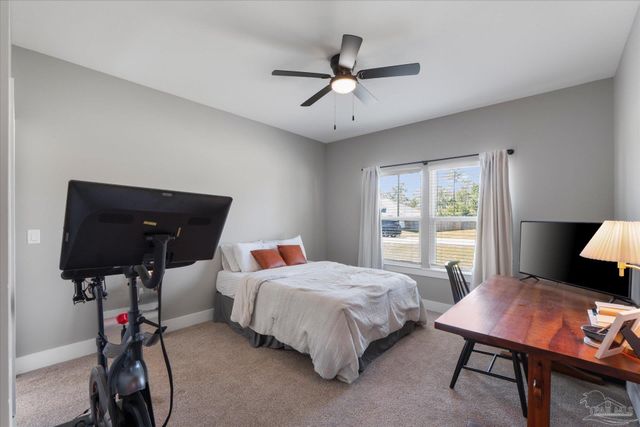 1652 Ponderosa Dr, Gulf Breeze, FL 32563