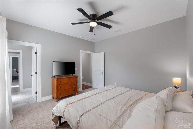 1652 Ponderosa Dr, Gulf Breeze, FL 32563