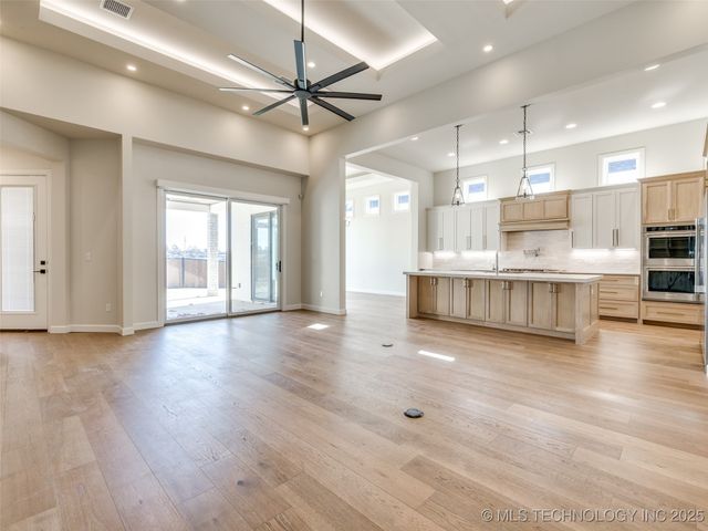 11909 S Vandalia Avenue, Tulsa, OK 74137