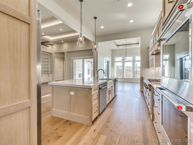 11909 S Vandalia Avenue, Tulsa, OK 74137