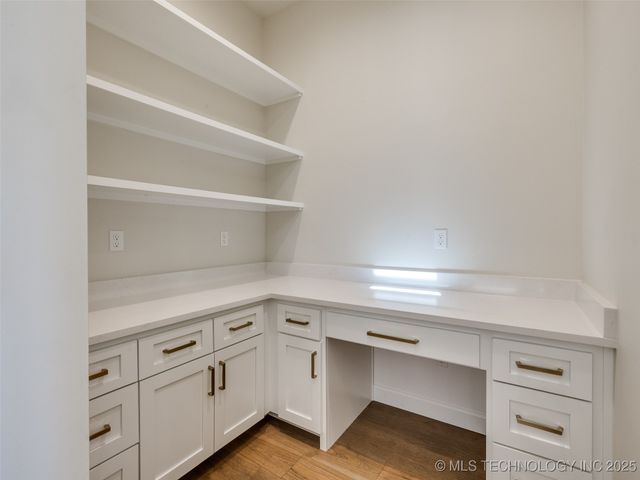 11909 S Vandalia Avenue, Tulsa, OK 74137