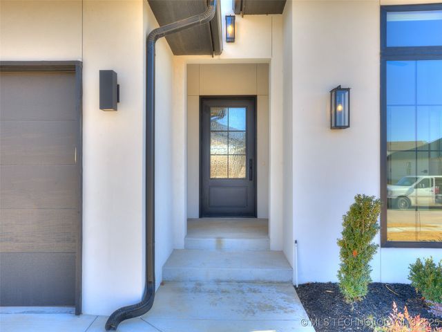 11909 S Vandalia Avenue, Tulsa, OK 74137