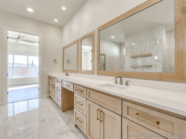 11909 S Vandalia Avenue, Tulsa, OK 74137