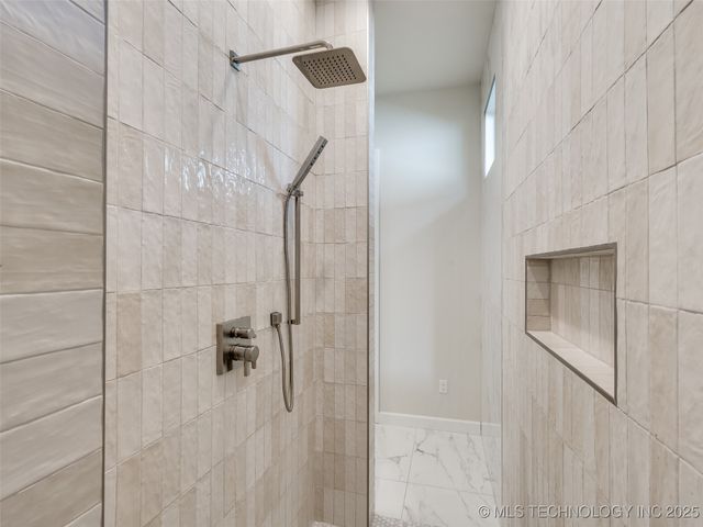 11909 S Vandalia Avenue, Tulsa, OK 74137