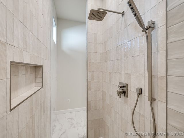 11909 S Vandalia Avenue, Tulsa, OK 74137