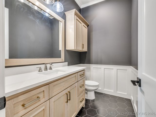 11909 S Vandalia Avenue, Tulsa, OK 74137