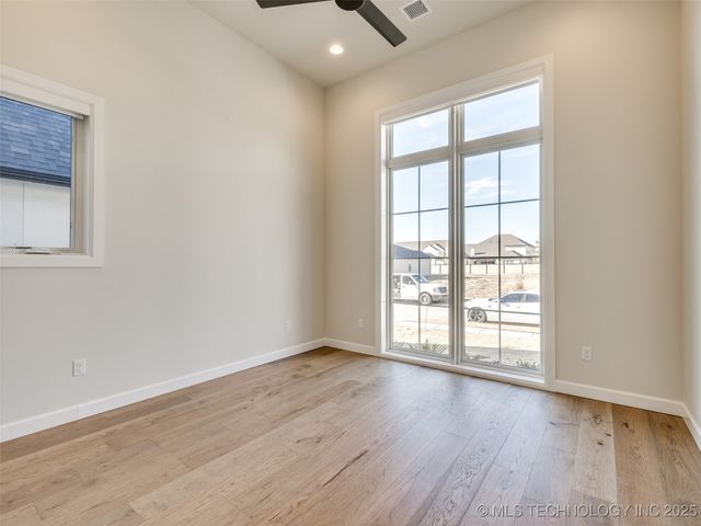 11909 S Vandalia Avenue, Tulsa, OK 74137