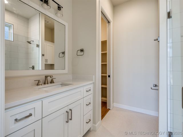 11909 S Vandalia Avenue, Tulsa, OK 74137