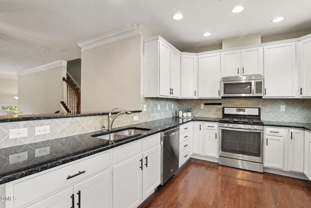 10510 Sablewood Drive 109, Raleigh, NC 27617