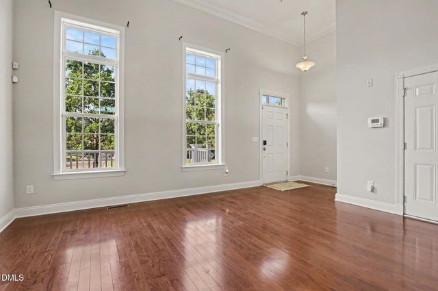 10510 Sablewood Drive 109, Raleigh, NC 27617