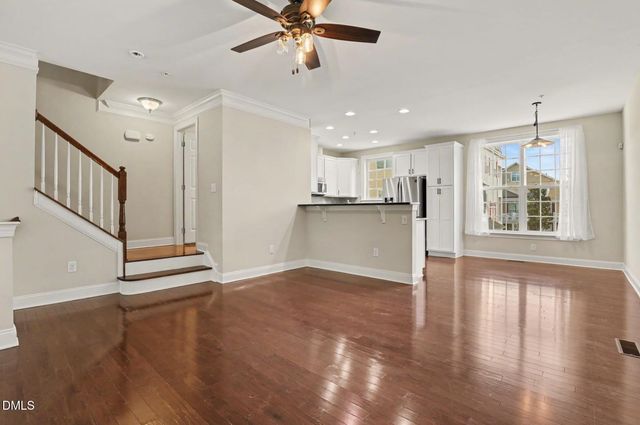 10510 Sablewood Drive 109, Raleigh, NC 27617