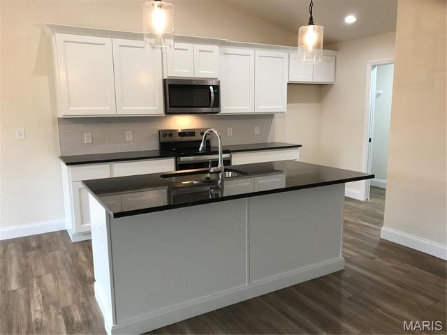 1653 Flagstaff Drive, Festus, MO 63028