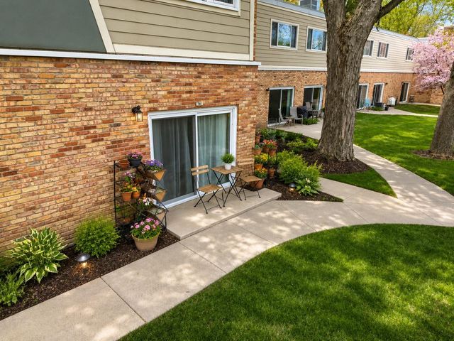 7305 W Franklin Avenue, Saint Louis Park, MN 55426
