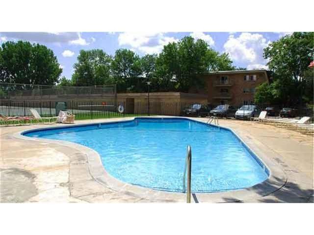 7305 W Franklin Avenue, Saint Louis Park, MN 55426
