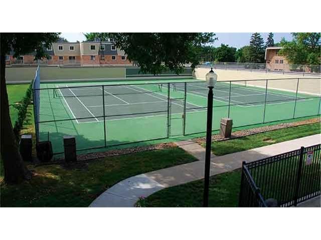 7305 W Franklin Avenue, Saint Louis Park, MN 55426