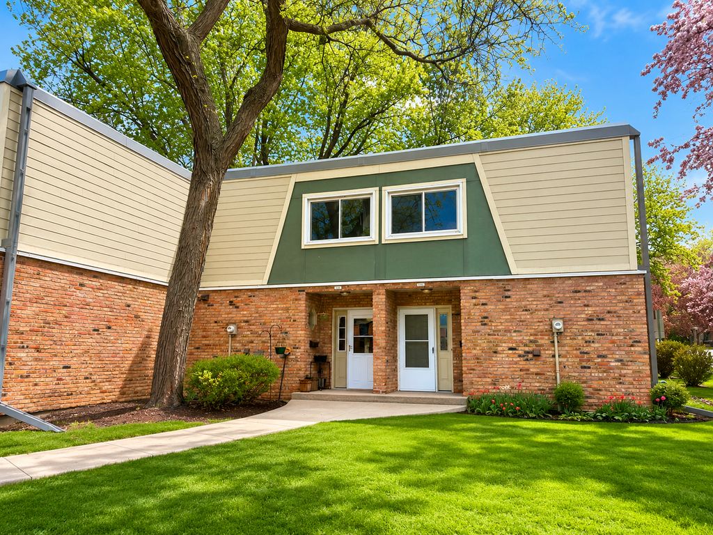 7305 W Franklin Avenue, Saint Louis Park, MN 55426