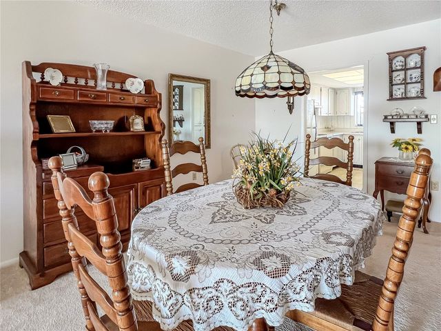 3424 LAKE BAYSHORE DRIVE 405 BUILDING P, Bradenton, FL 34205