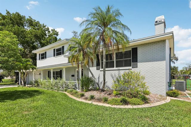 6827 TEQUESTA DRIVE, Seminole, FL 33777