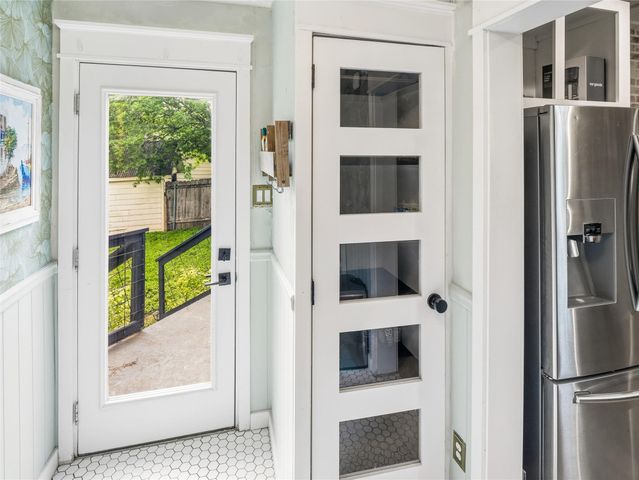 2007 S Church ST, Georgetown, TX 78626