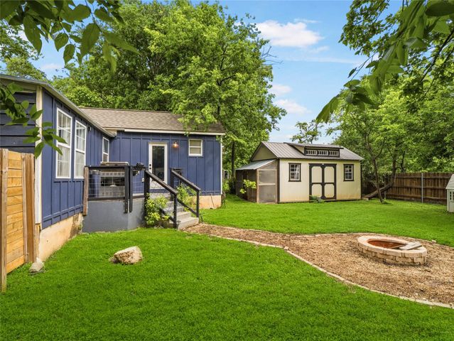 2007 S Church ST, Georgetown, TX 78626