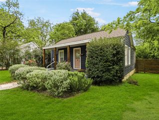 2007 S Church ST, Georgetown, TX 78626