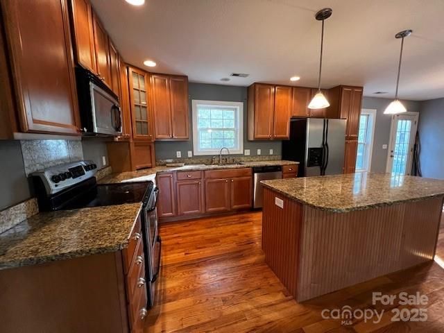 618 Brook Knoll Circle, Weaverville, NC 28787