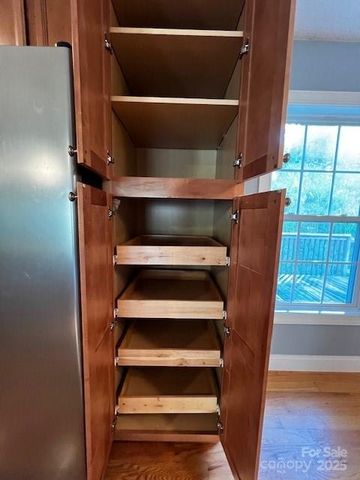 618 Brook Knoll Circle, Weaverville, NC 28787