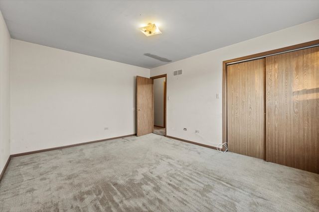 1625 Bunker Hill Drive, Joliet, IL 60435