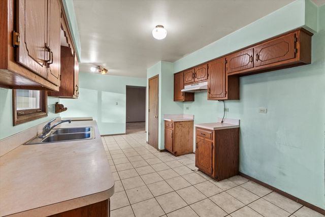 1625 Bunker Hill Drive, Joliet, IL 60435