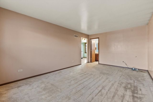 1625 Bunker Hill Drive, Joliet, IL 60435