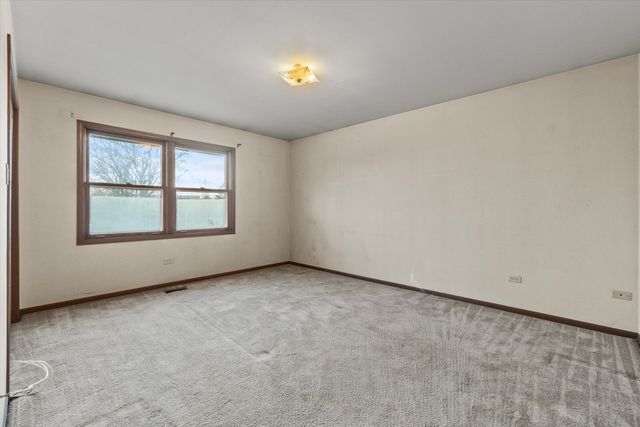 1625 Bunker Hill Drive, Joliet, IL 60435