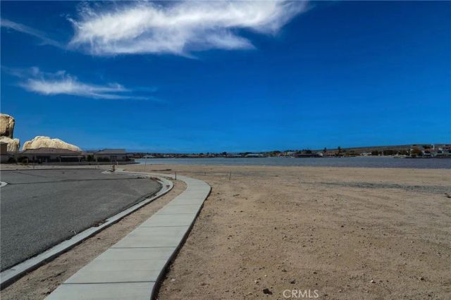 27160 Vista 38, Helendale, CA 92342