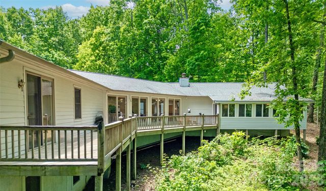 154 Chestnut Lane, Cedar Mountain, NC 28718