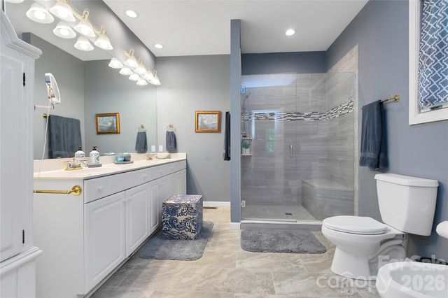 154 Chestnut Lane, Cedar Mountain, NC 28718